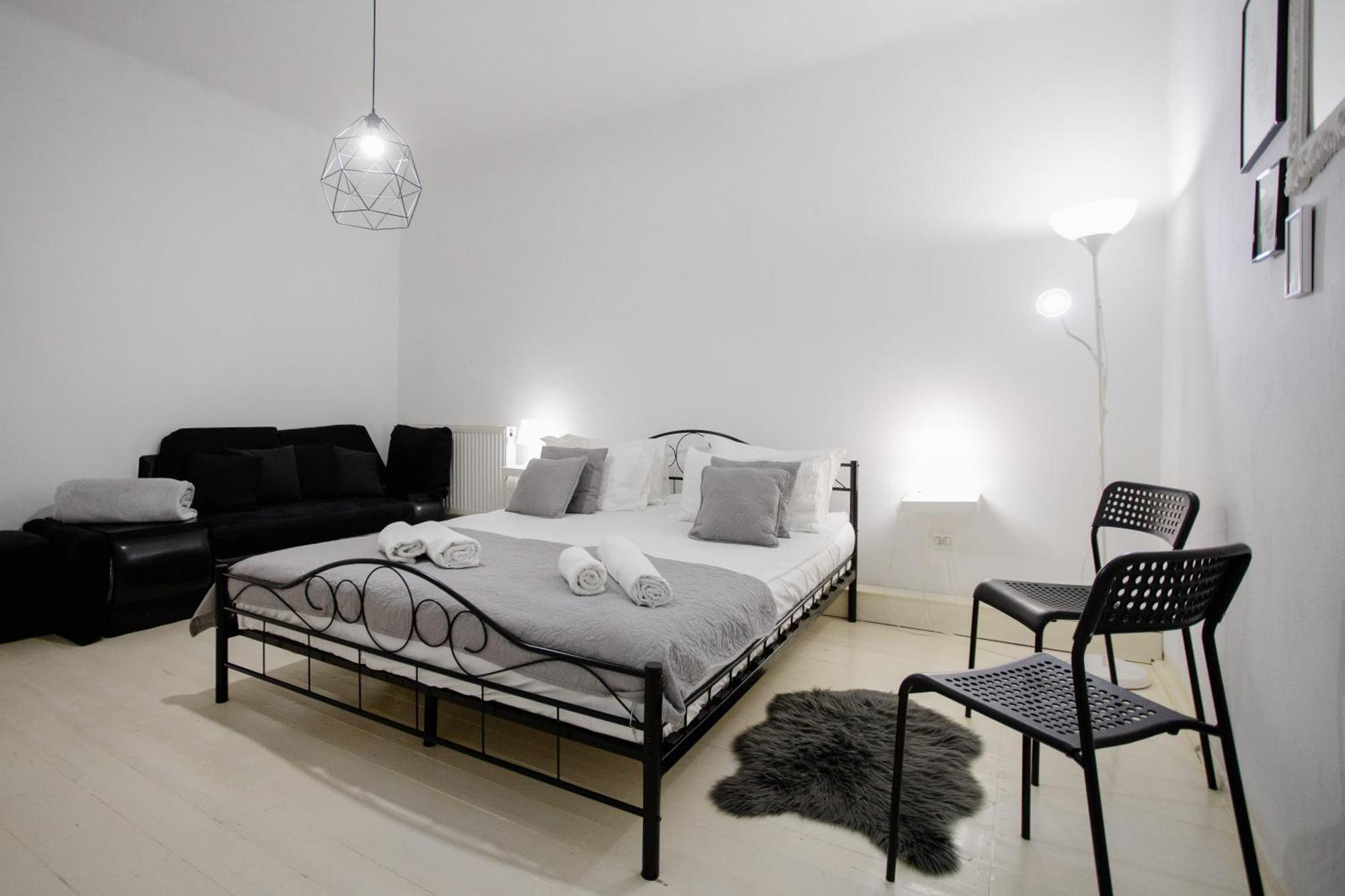 La Maison Blanche Hotel Алба Юлия Екстериор снимка